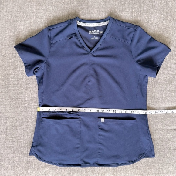 Fabletics Womens Scrub Top Navy Blue MotionTech V Neck Stretch Pockets Size S - Picture 4 of 7